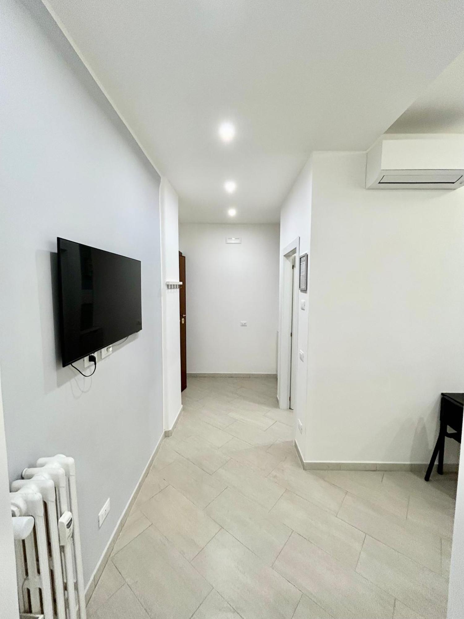 Roma Apartment Holiday Exterior photo